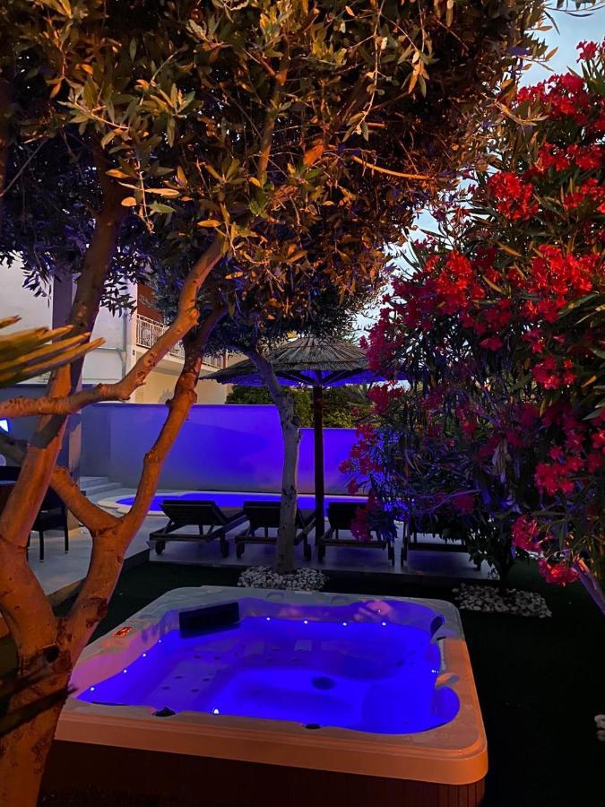 Apartmani Vernissage Biograd Na Moru Exteriör bild