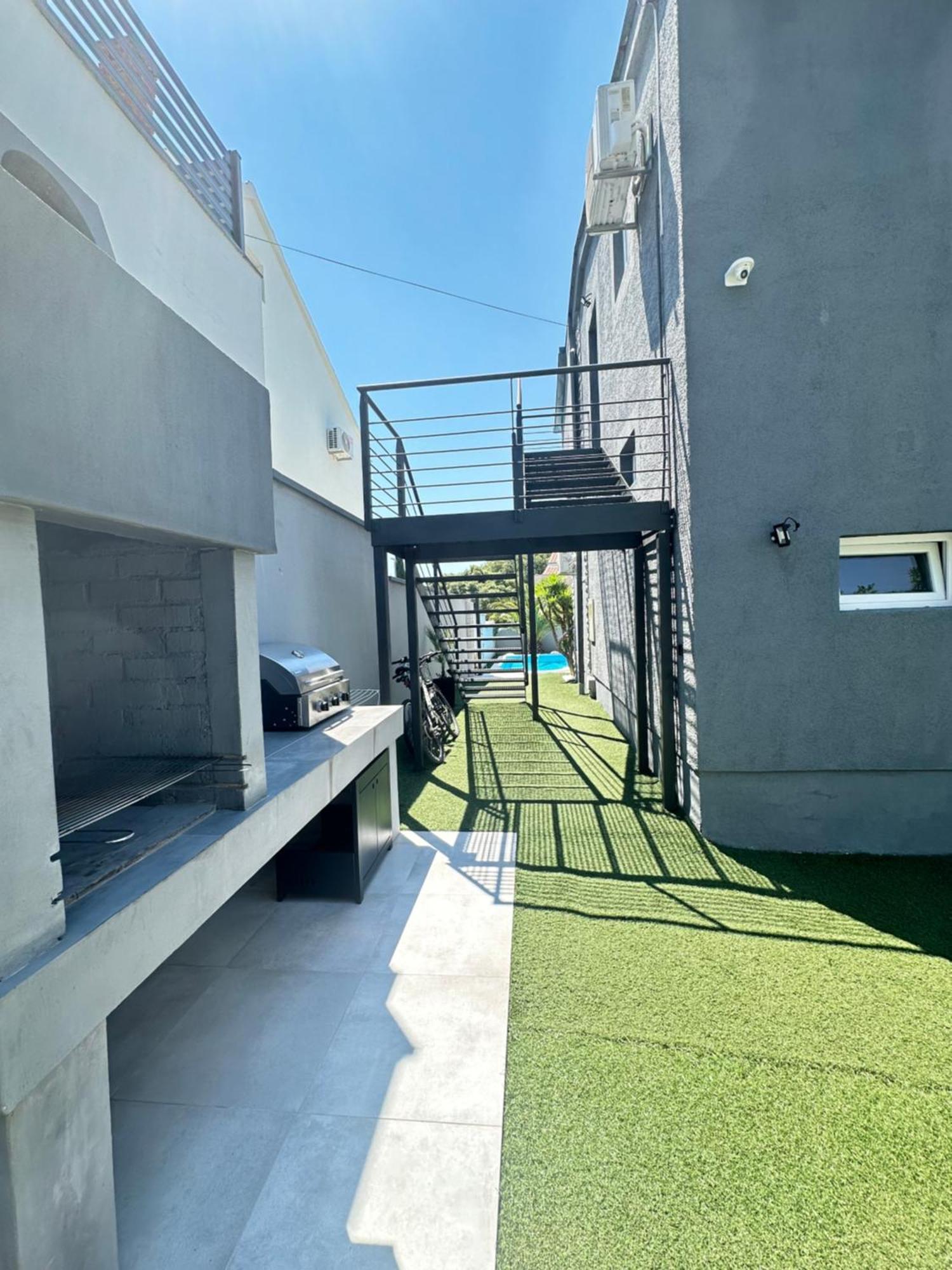 Apartmani Vernissage Biograd Na Moru Exteriör bild